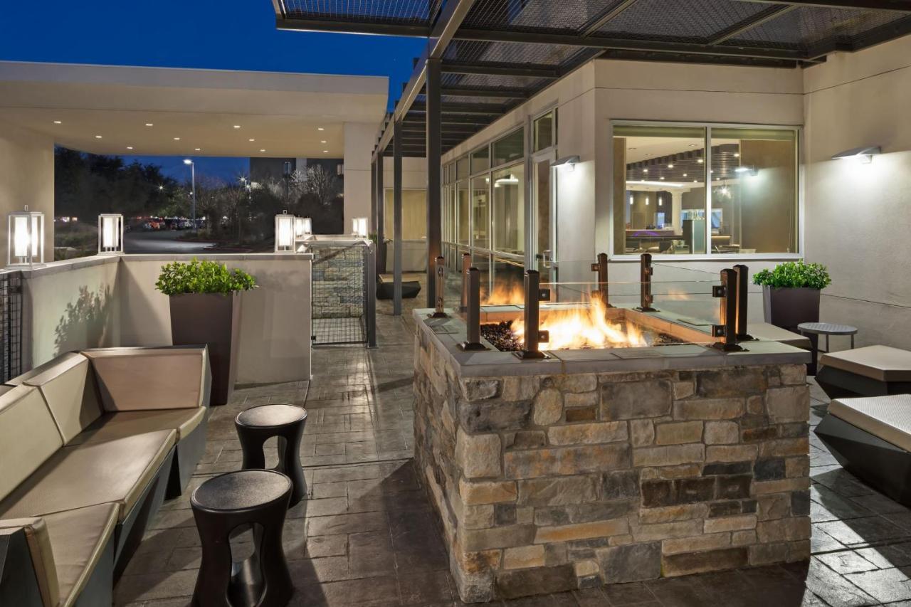 Springhill Suites By Marriott West Sacramento Exterior photo
